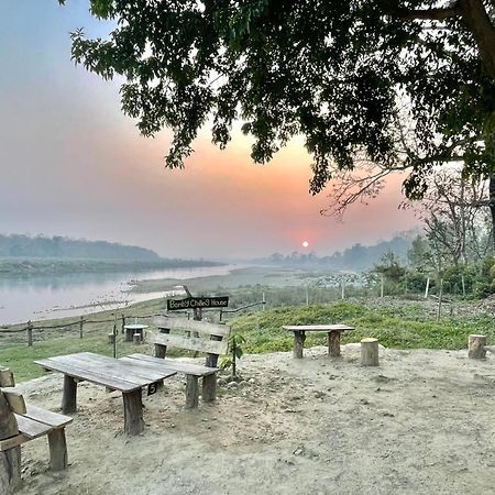 Bamby Chilling House - Feel The Nature Sauraha Ngoại thất bức ảnh